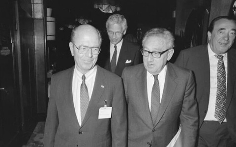 robertmaxwellhenrykissinger001