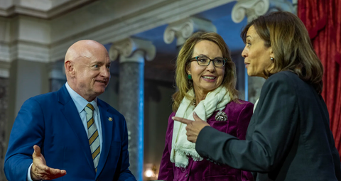 markkellykamalaharris001