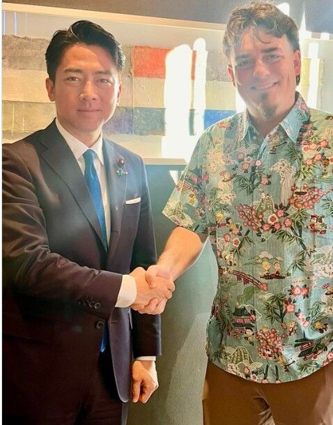 koizumishinjiropalmerluckey101