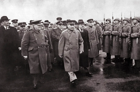winstonchurchilljosephstalininmoscow1944001