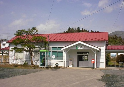 折壁駅