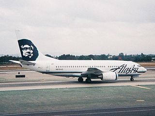 320px-B737-790-N615AS