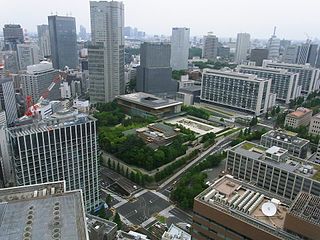 Kasumigaseki_Building-3