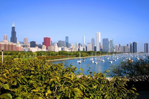 1200px-2009-09-18_3060x2040_chicago_skyline