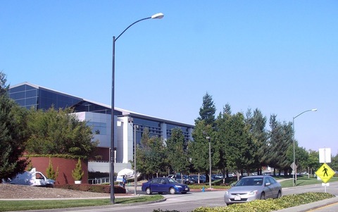 1200px-Googleplexsouthside