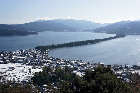 1200px-Amanohashidate_view_from_Kasamatsu_Park01s3s4410