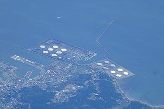 Akita_Oil_Storage