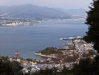 201201-TaroTokyo-Itsukushima-DSC08992