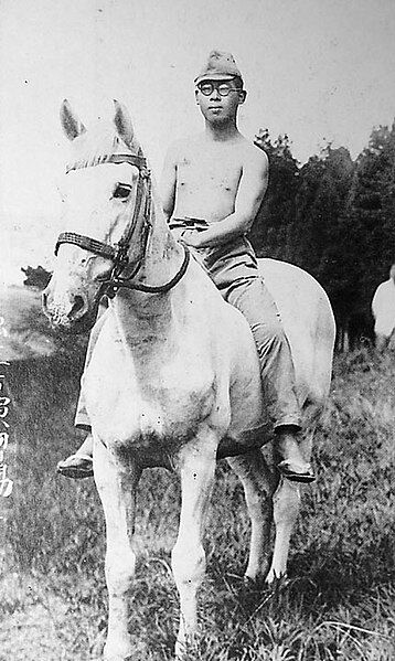 Takashi_Yanase_1940_1