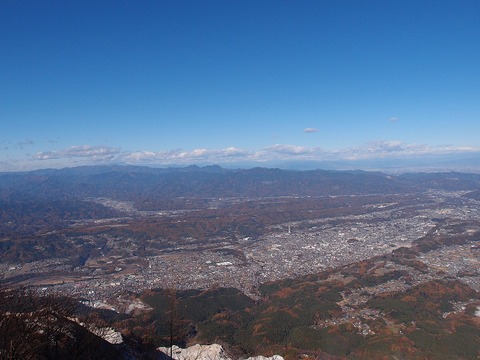 1200px-Chichibu_(November_21,_2013)_-_Flickr