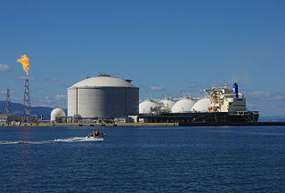320px-Energy_Advance_LNG_carrier_in_Ishikari_Bay