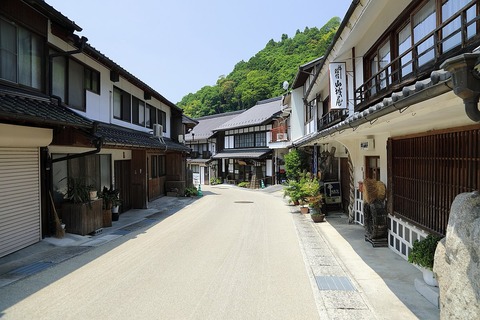 1200px-Shin-ta-machi_03,_Asuke-cho_Toyota_2019