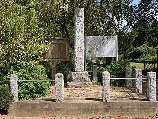Ruins_of_Akayama_Castle_01