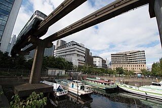 Harbor_at_Shibaura,_Tokyo