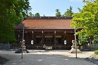Tada-jinja,_haiden-1