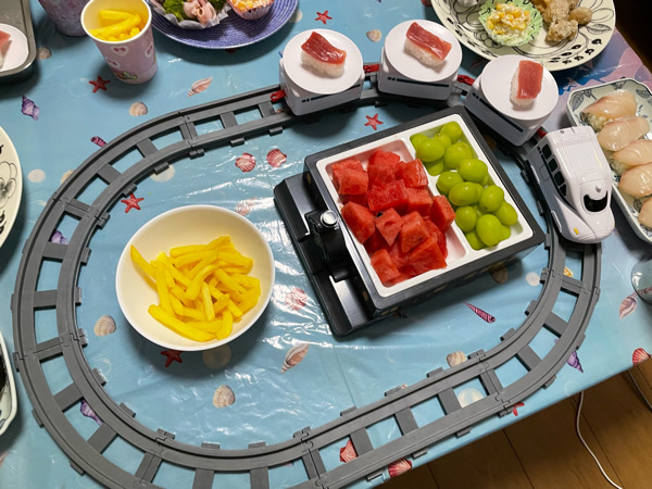 娘6歳誕生日ごはん◆買って良かったパーティーごはんグッズ！