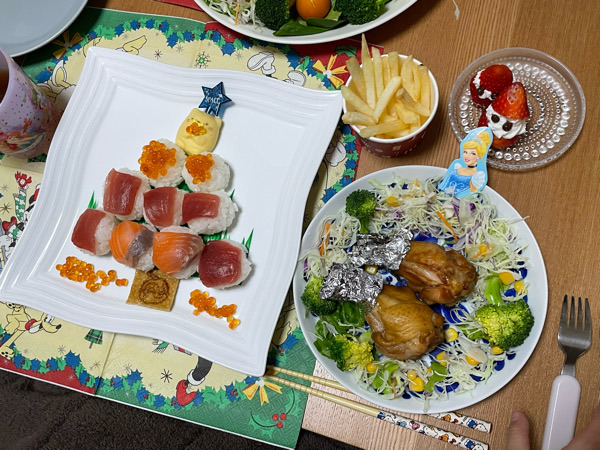 今年のクリスマス会◆料理とプレゼント…