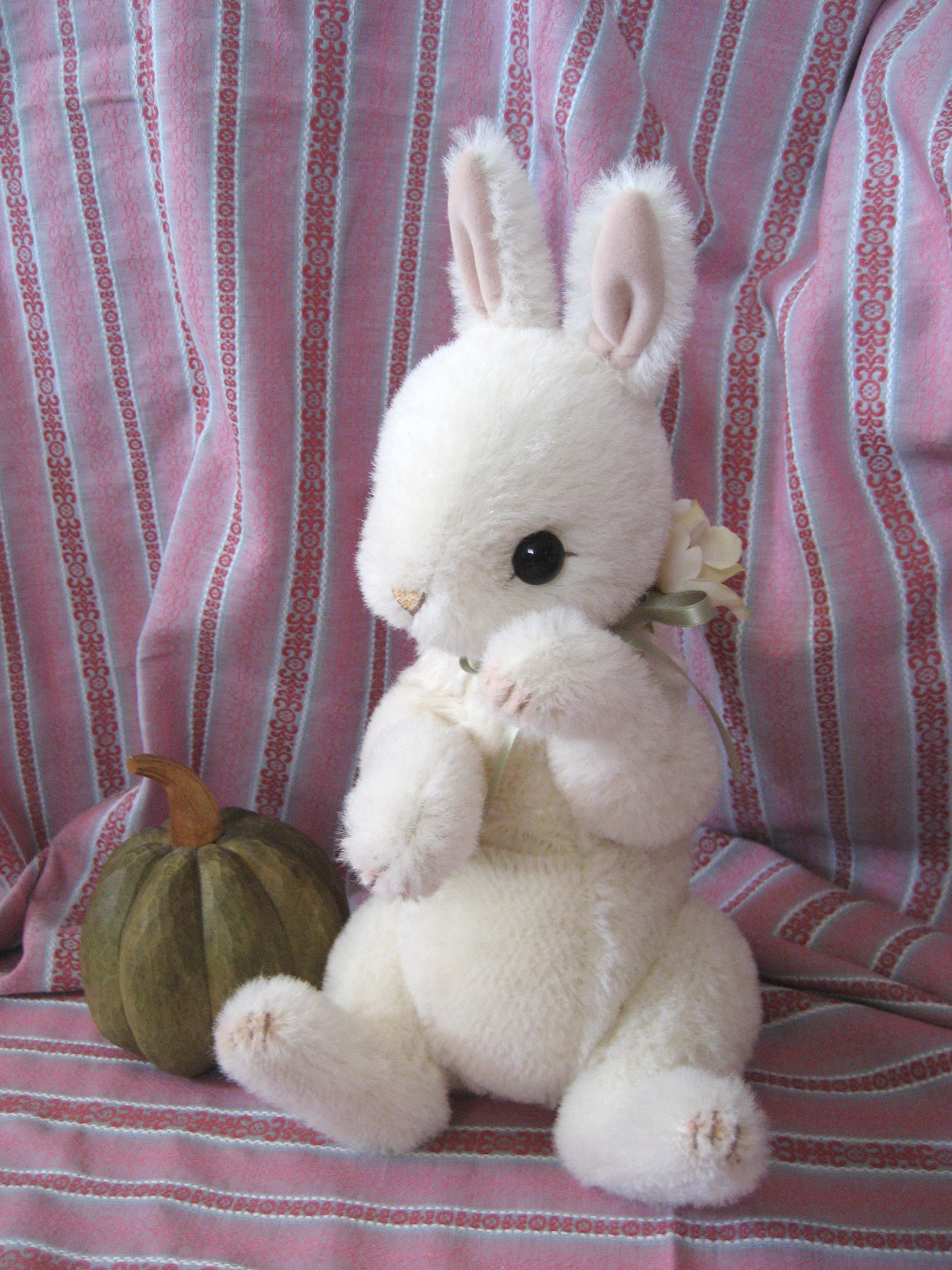 元気なうさぎちゃん ぬいぐるみ 海外作家様 ハンドメイド 兎 アーティストベア 元気なうさぎちゃん ぬいぐるみ 海外作家様 ハンドメイド 兎
