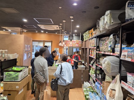 8821