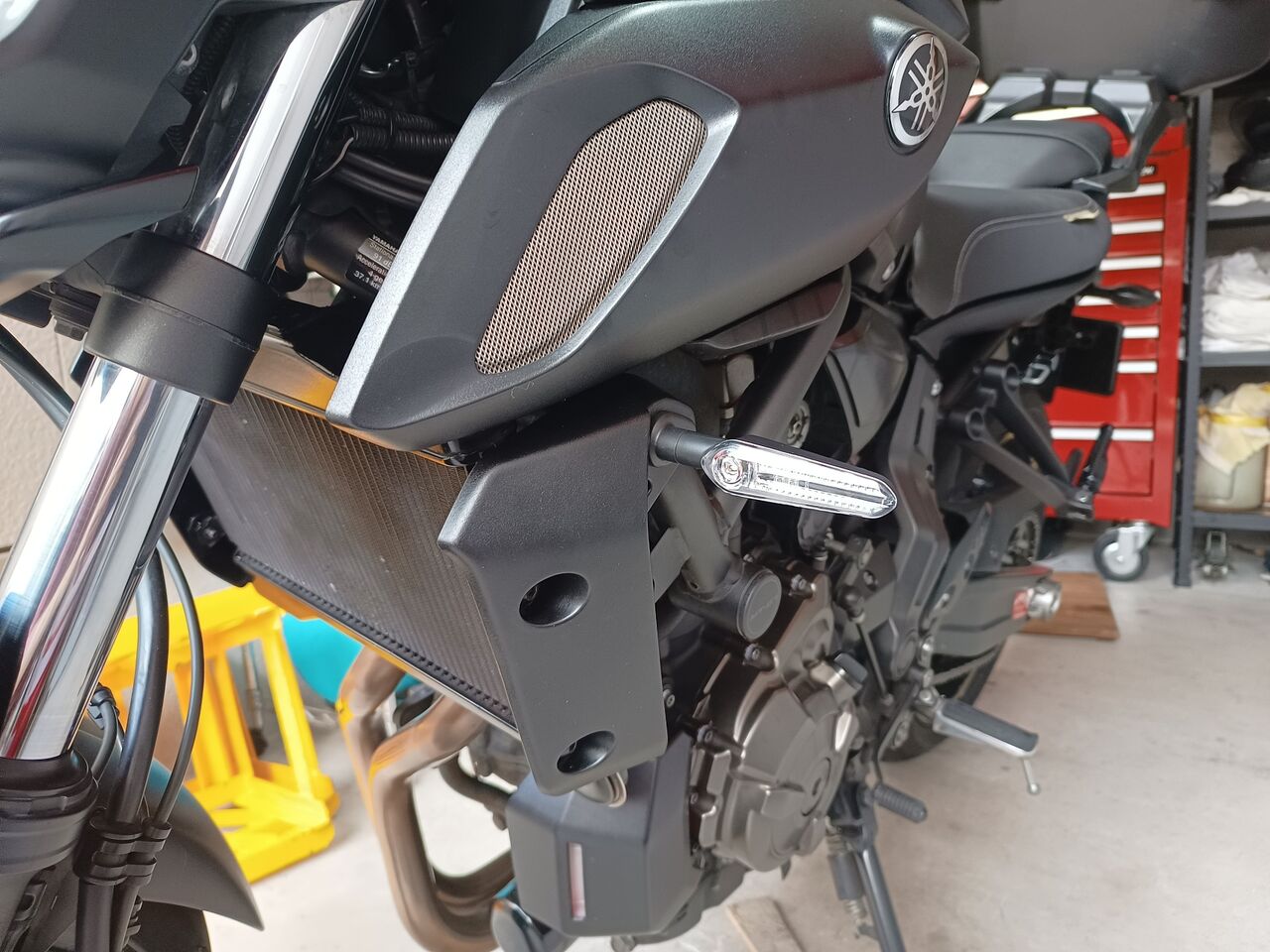 新車外し【ヤマハ MT07 2016年純正】フロントシート ウェビックガレージセール | ヤマハ純正中古パーツ MT-07 シングル