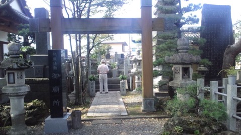 本照寺2熱原廟