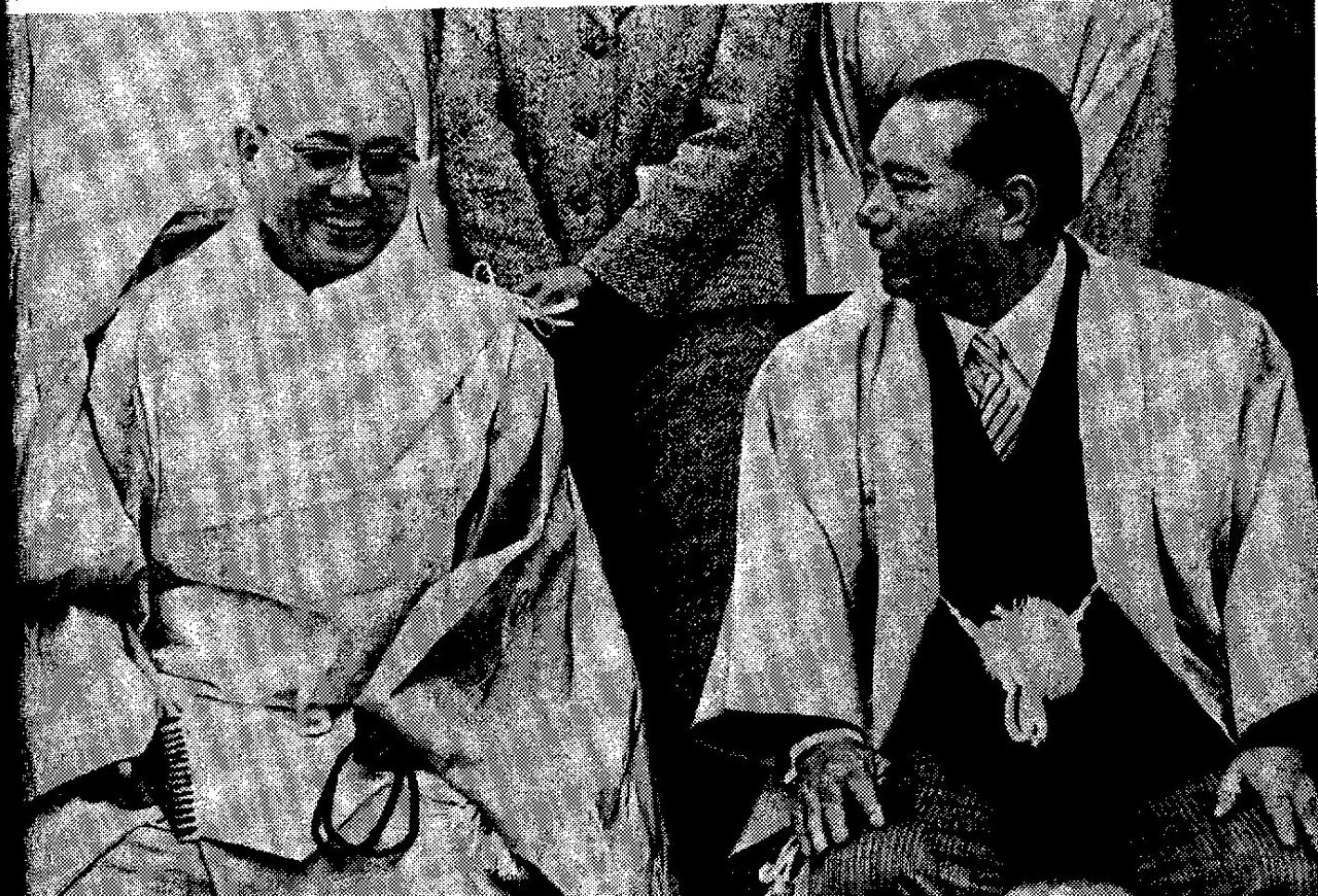 宗創「同じ穴の狢」の真実(12)～日蓮七百遠忌大法会終了後に記念撮影 