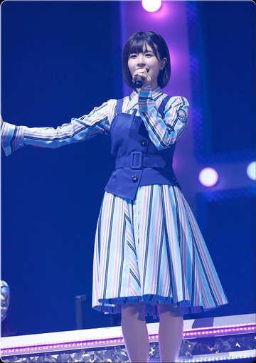 11【ラストとデビュー】 松田好花a