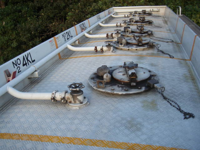 ローリーの上 何とかなるさ