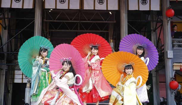 ももいろクローバーZ「ももクロ夏のバカ騒ぎ2014 日産スタジアム