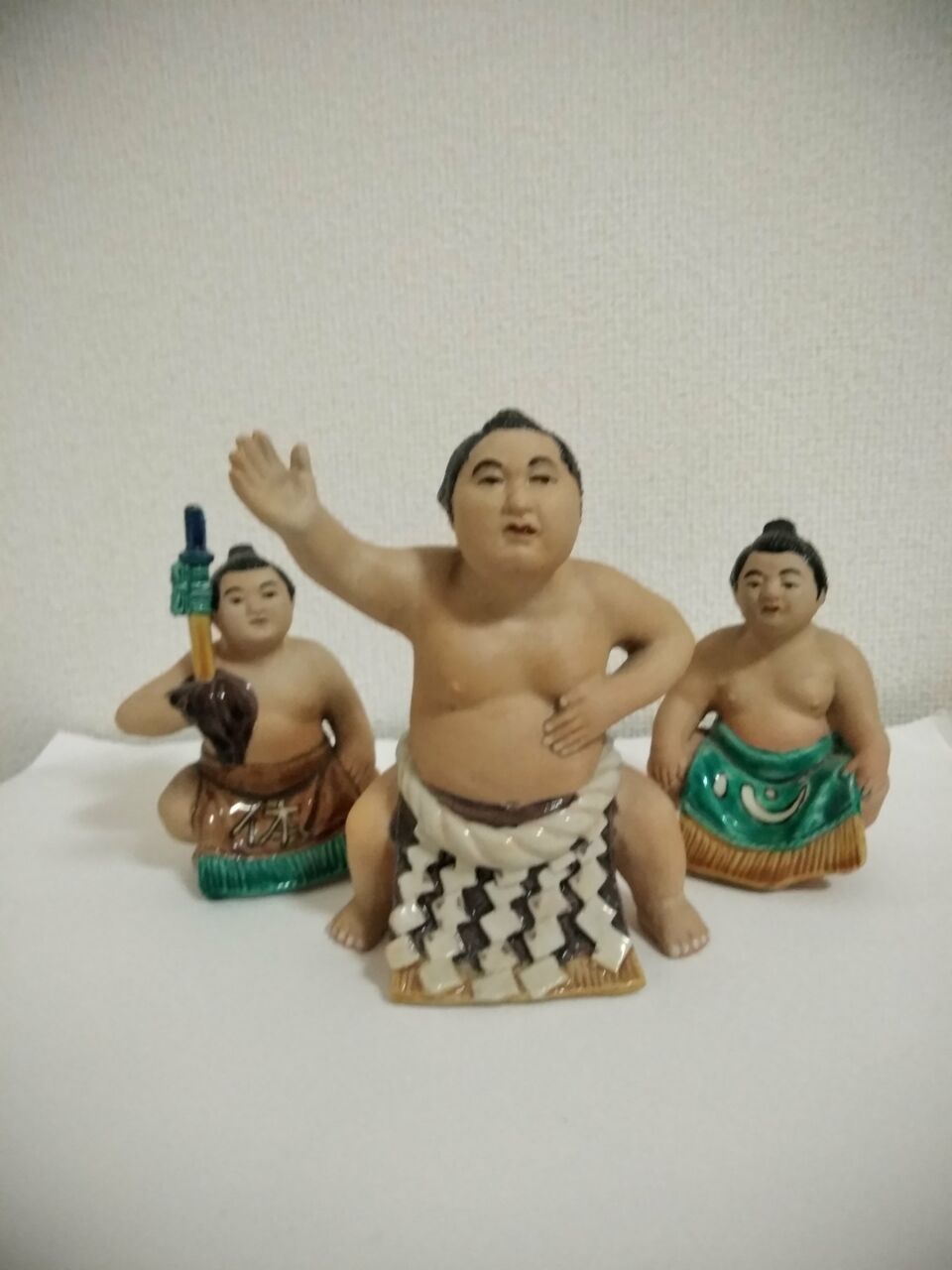 相撲 陶器人形 目立った傷や汚れなし】☆YC6642 博多人形 お相撲さん