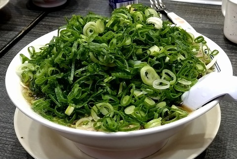 たかばしラーメン(大)硬麺+ネギ多目①