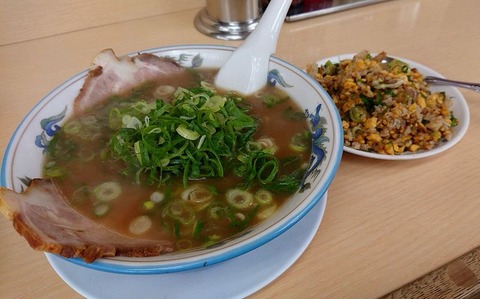 ラーメンセット(硬麺+ネギ多目)