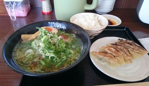 餃子定食 塩+硬麺+ネギ増し