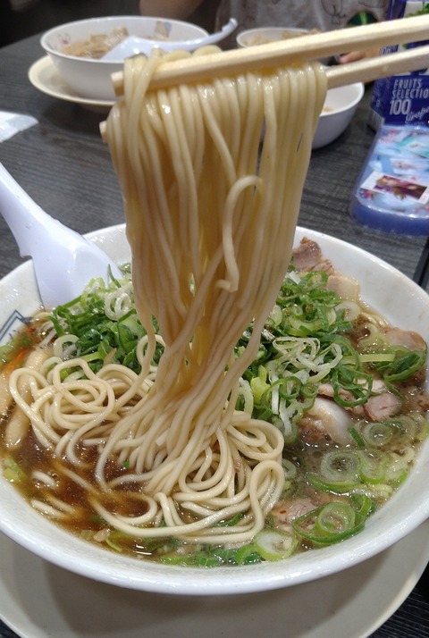 たかばしラーメン(並)硬麺+ネギ多目