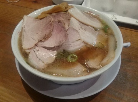 喝采らーめん 肉増し+硬麺+ネギ多目
