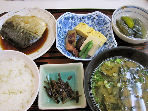 みなと食堂煮さば定食②