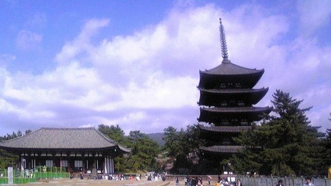興福寺 五重塔と東金堂3