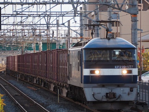 15:19 列車番号不明 EF210-127岡山