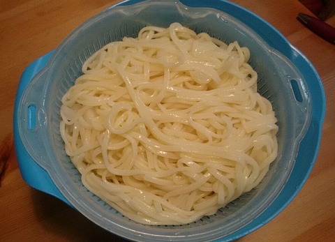 乾麺の讃岐うどん