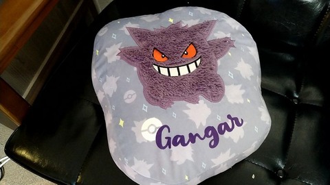 ゲンガーのクッション