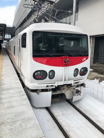 上越妙高駅のEast i-E