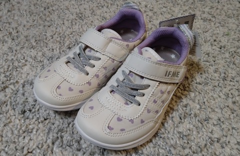 姫の靴新調IFME ライトソールハート柄スニーカー