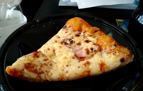 厚切りベーコンとソーセージのPizza