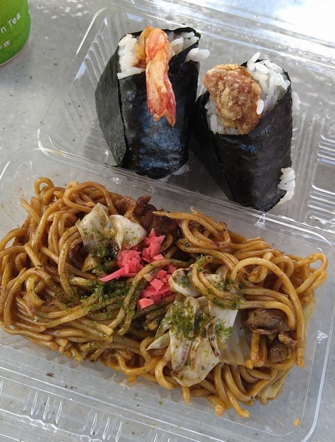 からむす+天むす+焼きそば