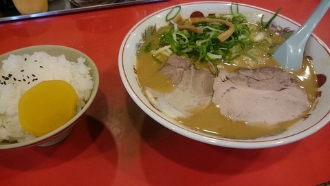 こってり(並)硬麺+ネギ増し+スープ大+小ライス