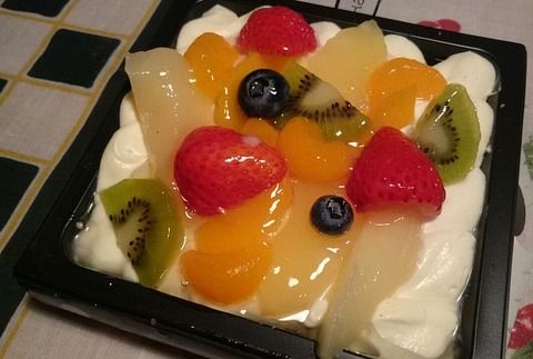 ケーキハウス ショウタニのフルーツケーキ