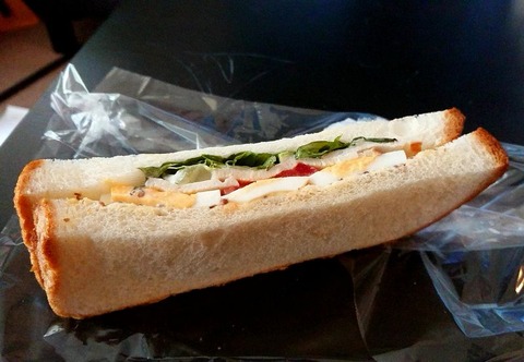 グリルチキンサンド ハニーマスタード