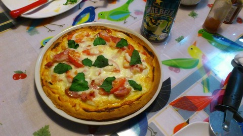 生ハムとフレッシュトマトのPIZZA3