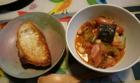自家製野菜のラタテゥーユと志津屋のバケット