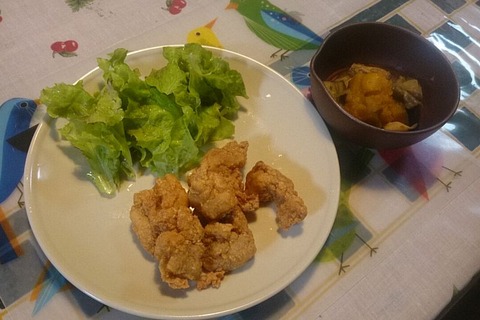 唐揚げ+自家製リーフレタス+かぼちゃと茄子と椎茸の煮もの